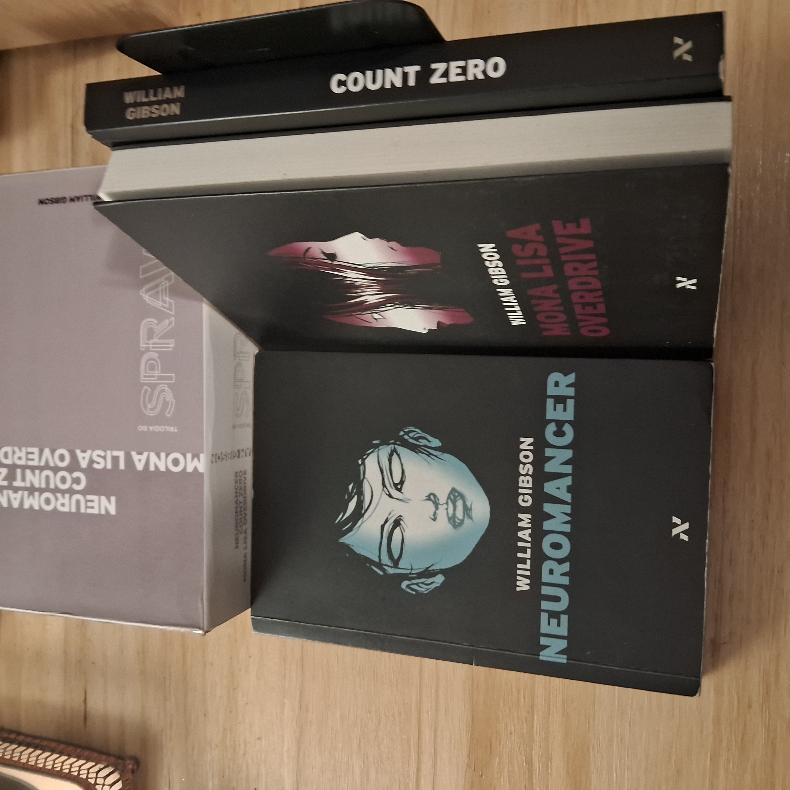 Trilogia Sprawl (Neuromancer, Count Zero, Mona Lisa Overdrive)